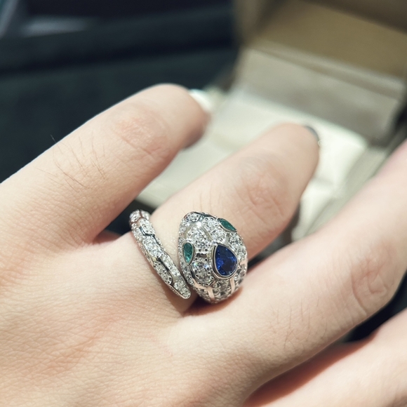 Snake Ring - Picture 2 of 9